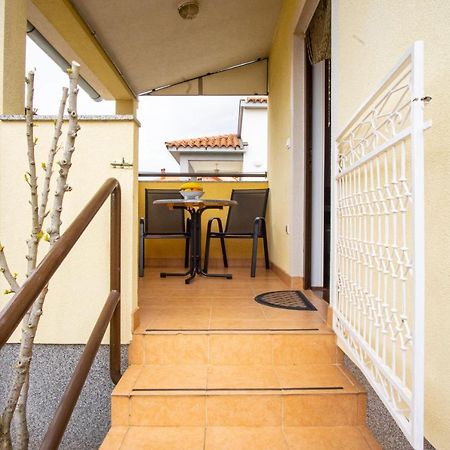 Apartman Luka Fazana Luaran gambar