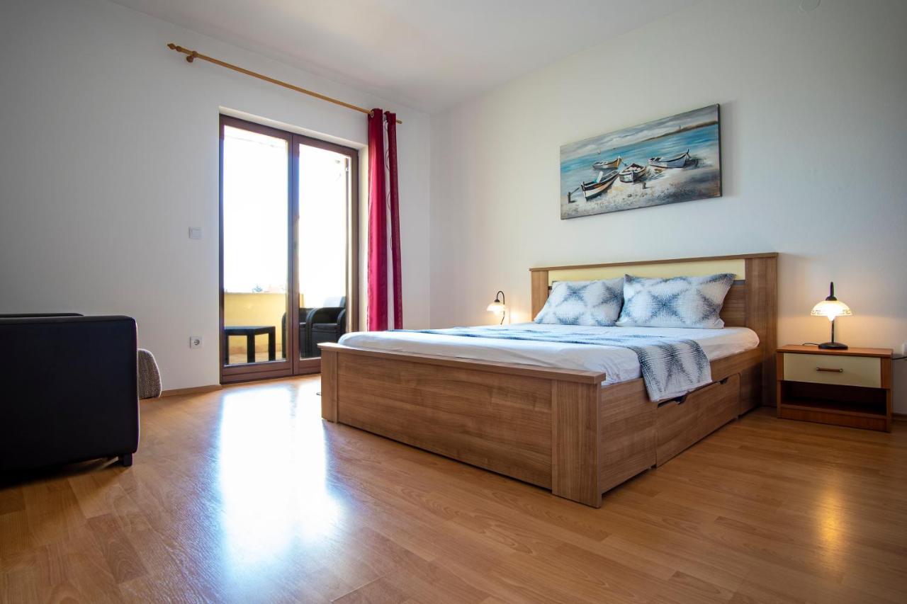 Apartman Luka Fazana Luaran gambar